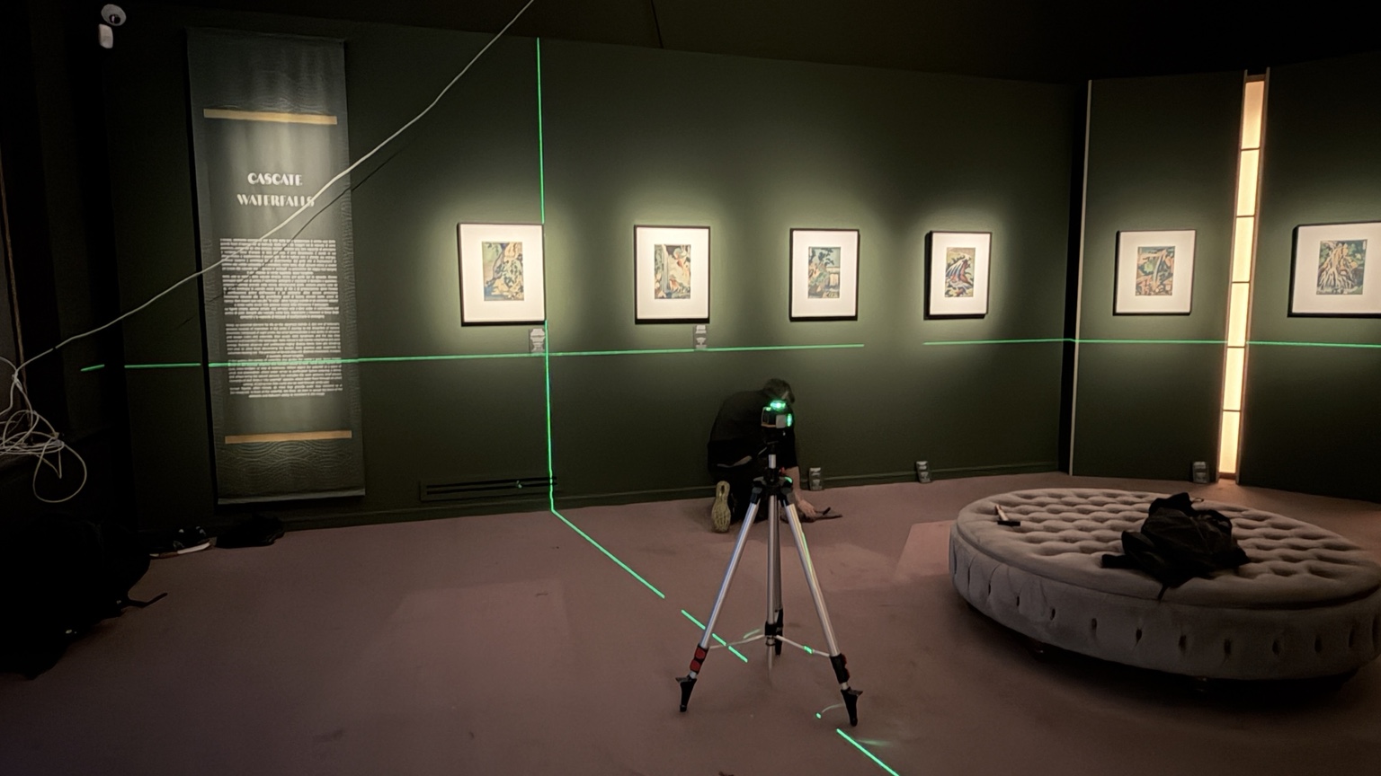 Allestimento della mostra di Hokusai